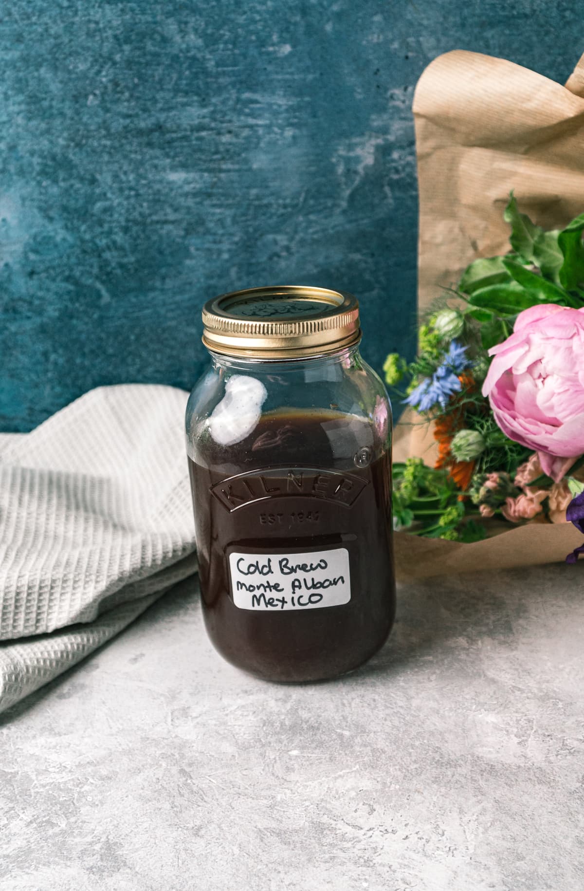 DIY Mason Jar Cold Brew